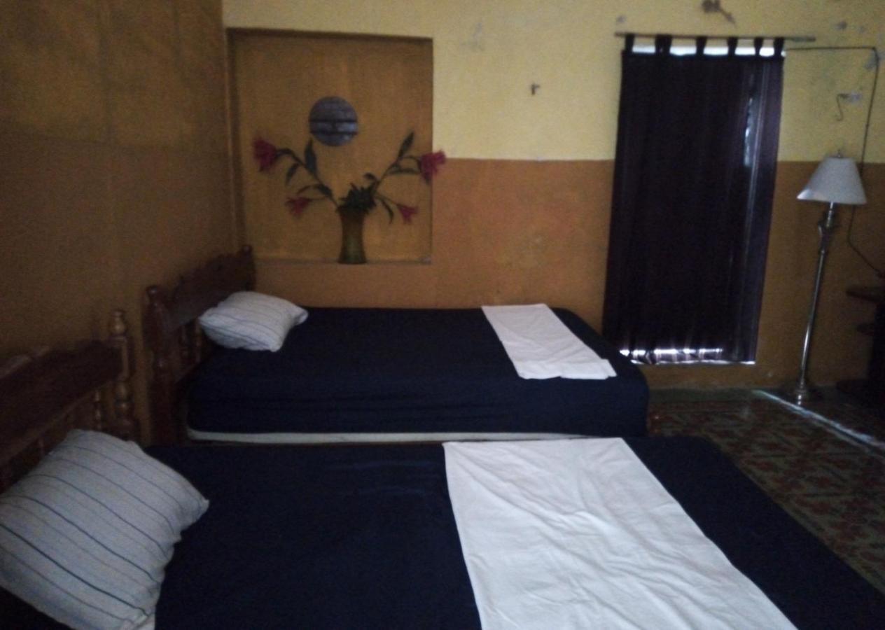 Cuartos Y Hostal Jaqueline Campeche Ngoại thất bức ảnh
