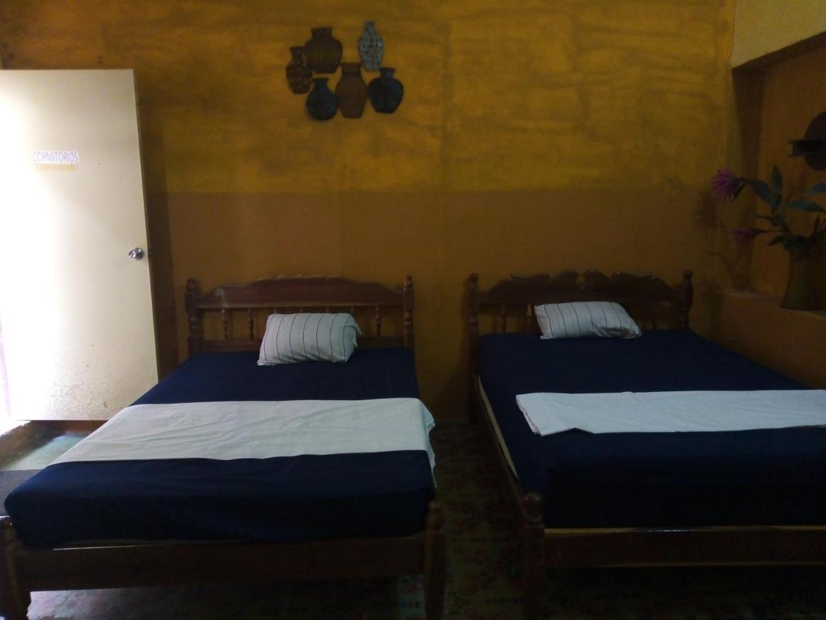 Cuartos Y Hostal Jaqueline Campeche Ngoại thất bức ảnh