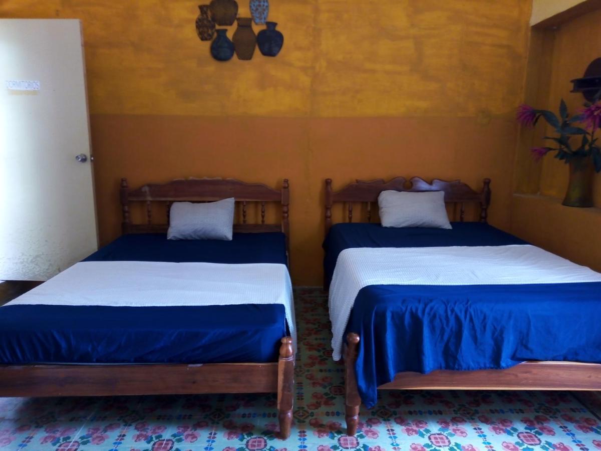 Cuartos Y Hostal Jaqueline Campeche Ngoại thất bức ảnh